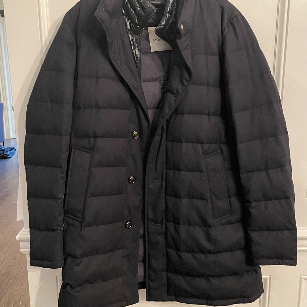 Men’s Moncler down coat- navy blue
